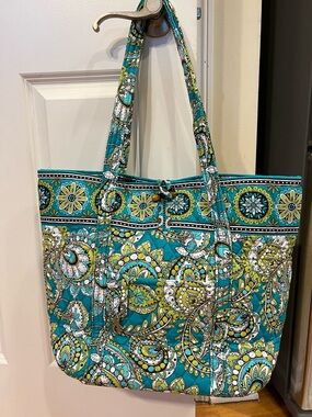 Vera Bradley Peacock Quilted Tote with Lime Accents NWT